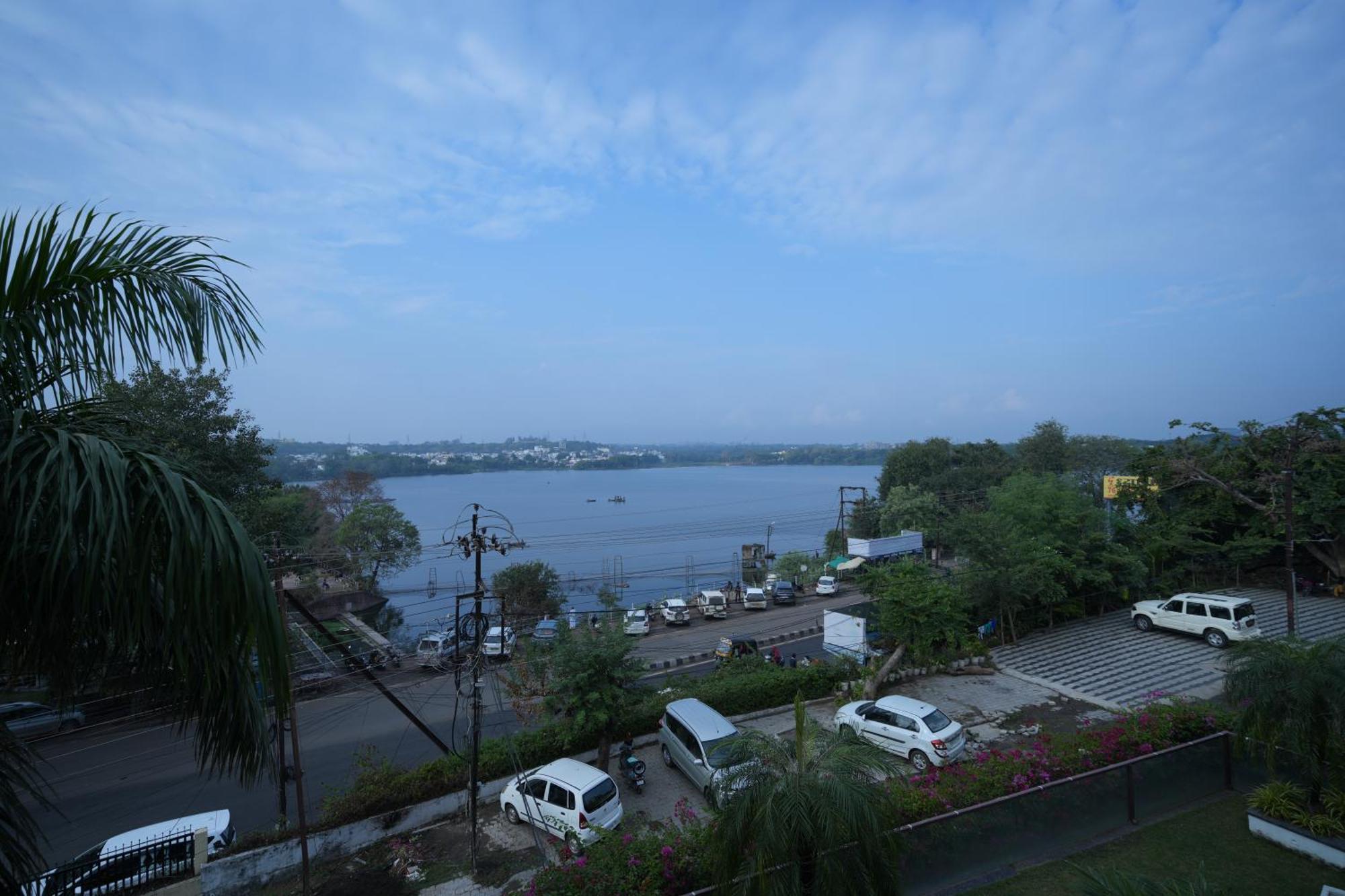 Bhopal Lake Stays エクステリア 写真